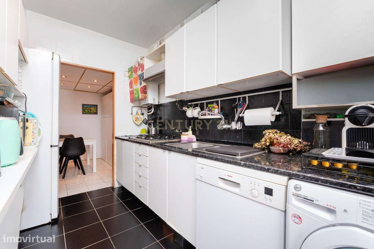 Apartamento T3 em Carnide, Lisboa - Oportunidade Única! - Grande imagem: 4/31