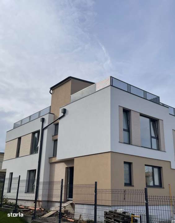 Duplex Deosebit, Vedere Panoramica, 119mp, 250mp Teren, Zona VIVO - Imagine principală: 5/7