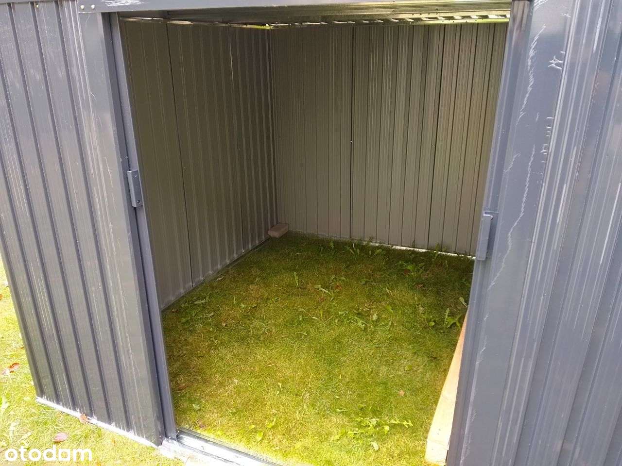 Mały garaż magazyn 10m3 2,5 x 2,3 Broniewskiego - Pełny obrazek: 4/6