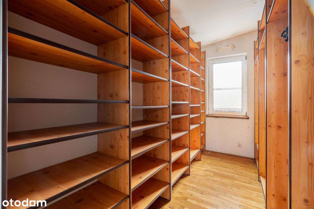 Dom i dodatkowy budynek mieszkalno-gospodarczy-11