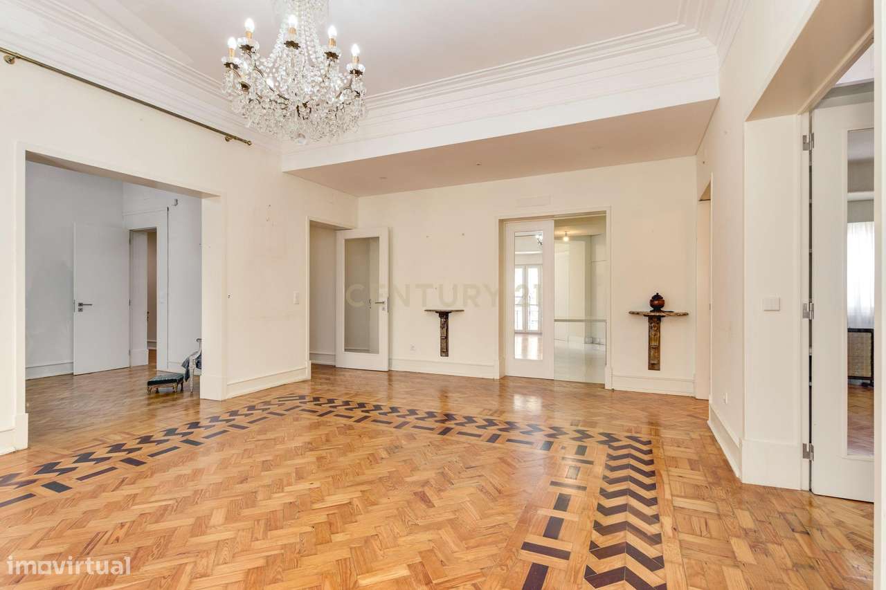 Fantástico Apartamento T4 na Alameda Dom Afonso Henriques – Localizaçã-8