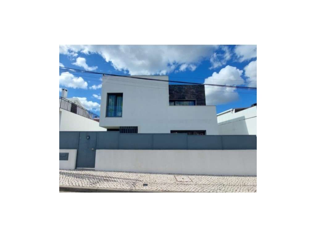 Moradia Isolada para Venda na Quinta do Conde-27