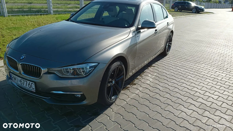 BMW Seria 3 330i Luxury Line - 3
