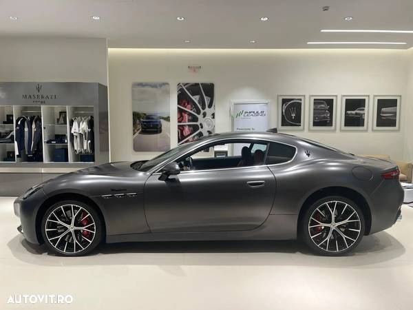 Maserati GranTurismo Modena - 10