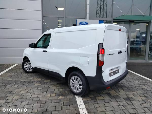 Ford Transit Courier - 2