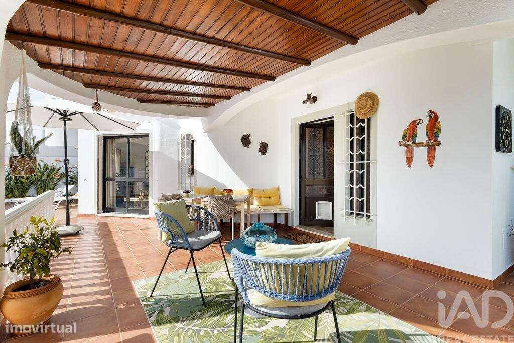 Casa / Villa T3 em Lagoa e Carvoeiro de 240,00 m2 - Grande imagem: 4/27