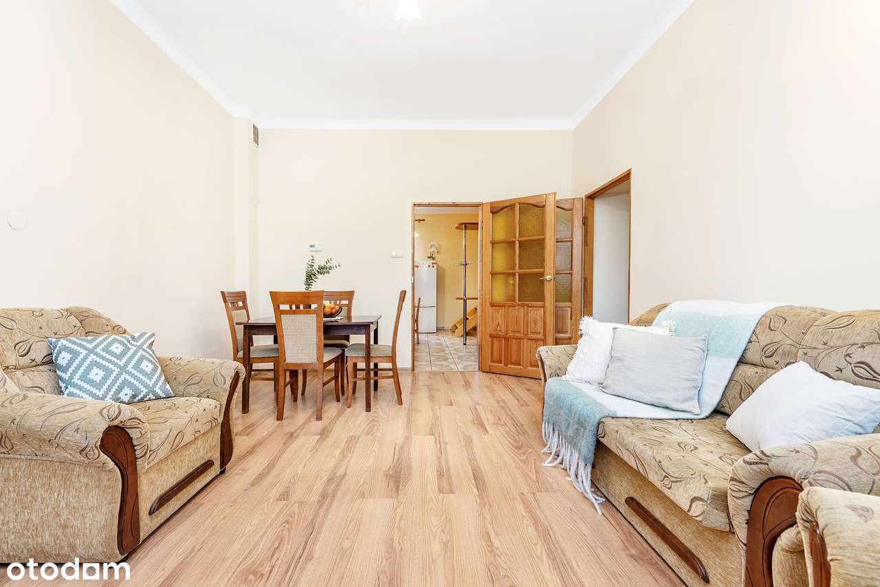 Dom wolnostojący parterowy z 2 garażami i stodołą - Pełny obrazek: 3/19