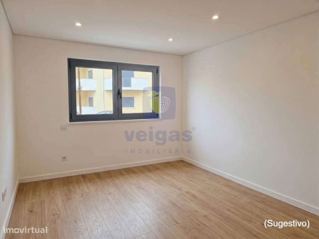 Apartartamento T3 em construção sito na praia da Gala,  Figueira da Fo-13