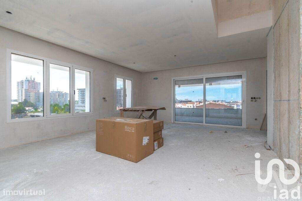 Duplex T3 em Marinha Grande de 151 m2 - Grande imagem: 4/8