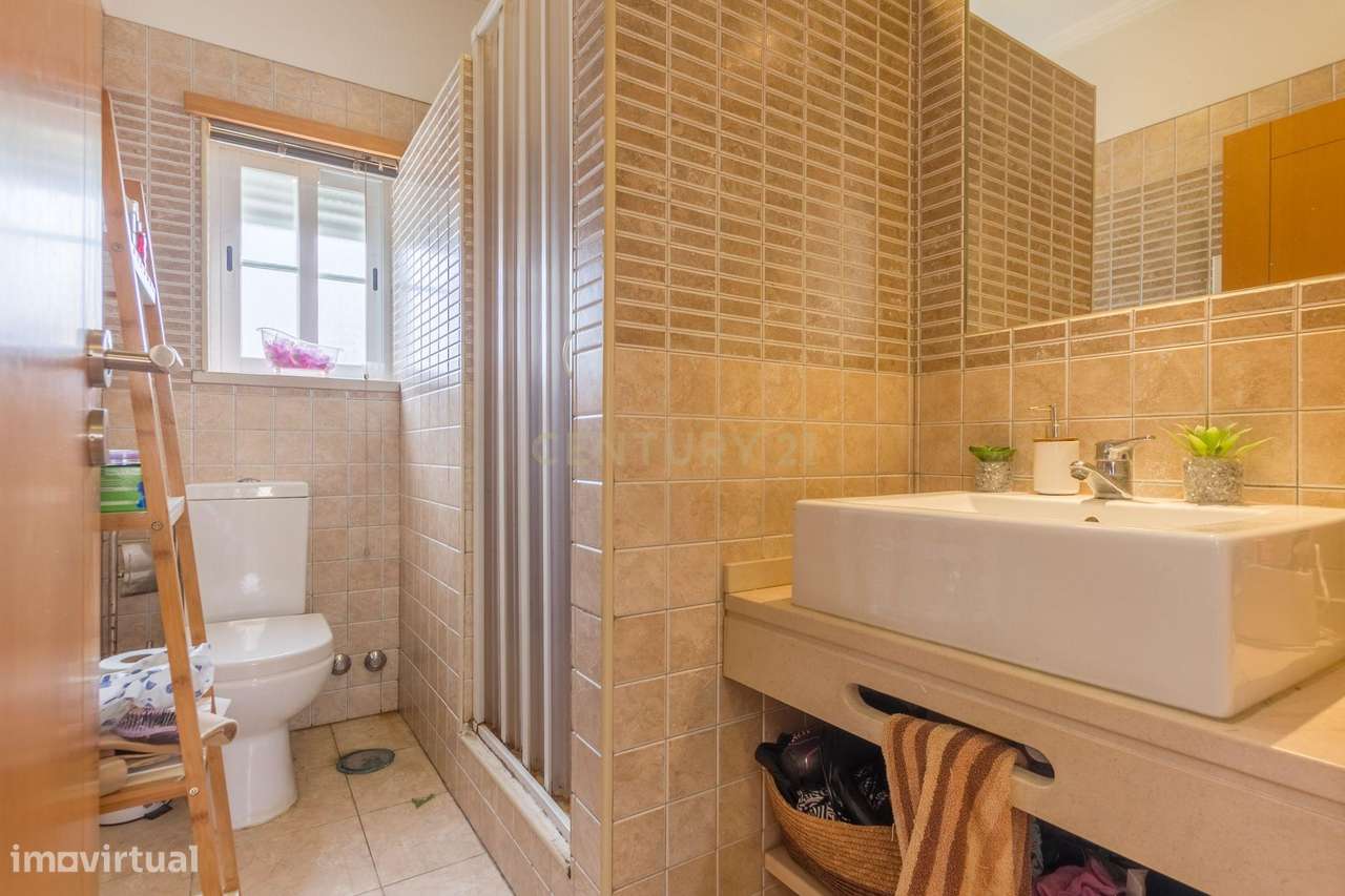 Moradia T4 em Oleiros - Azeitão, Setúbal - Oportunidade Única!-12