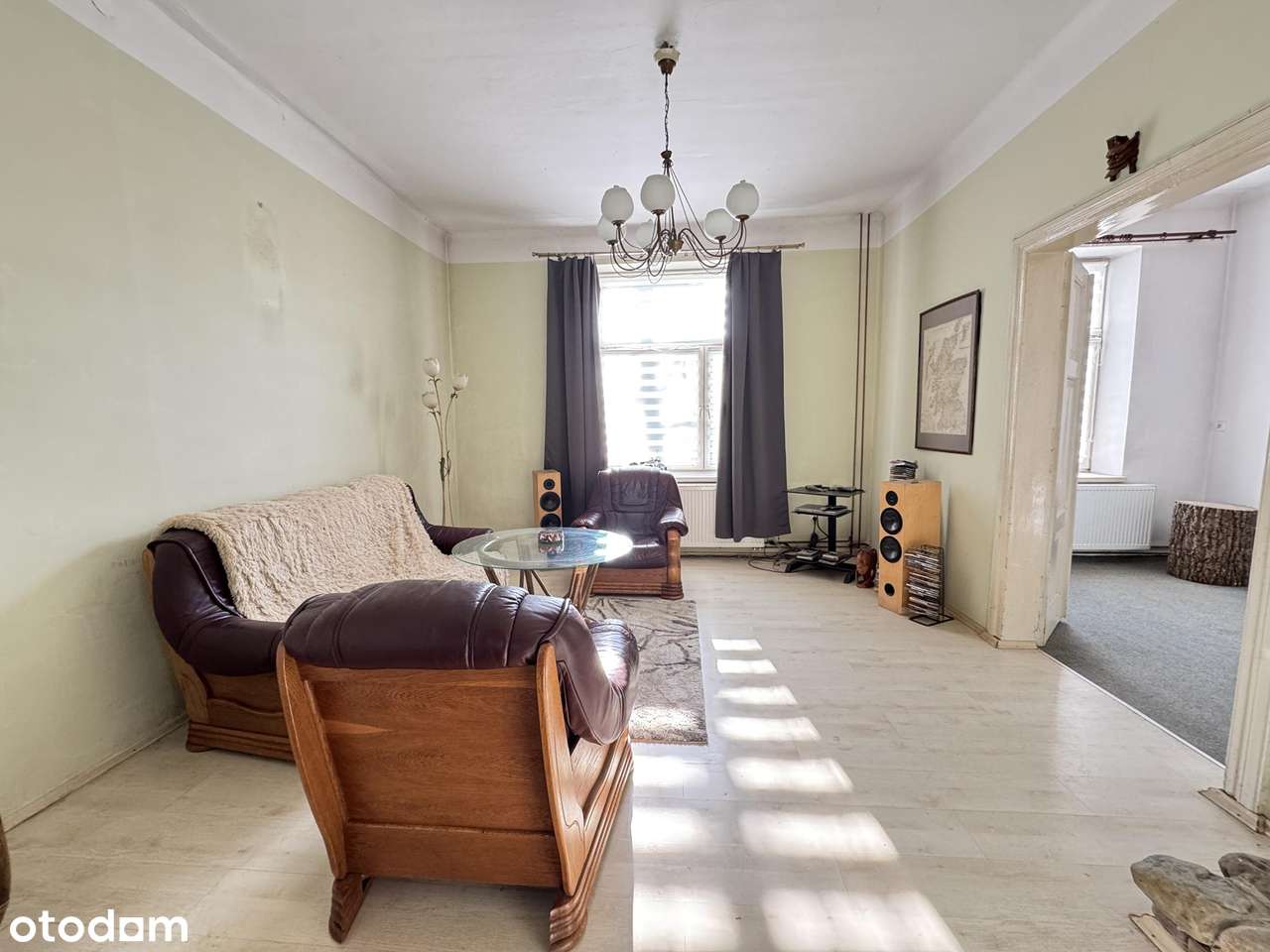 Przestronny dom z użytkowym poddaszem i garażem-4