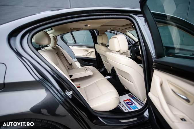 BMW Seria 5 528i Aut. - 25