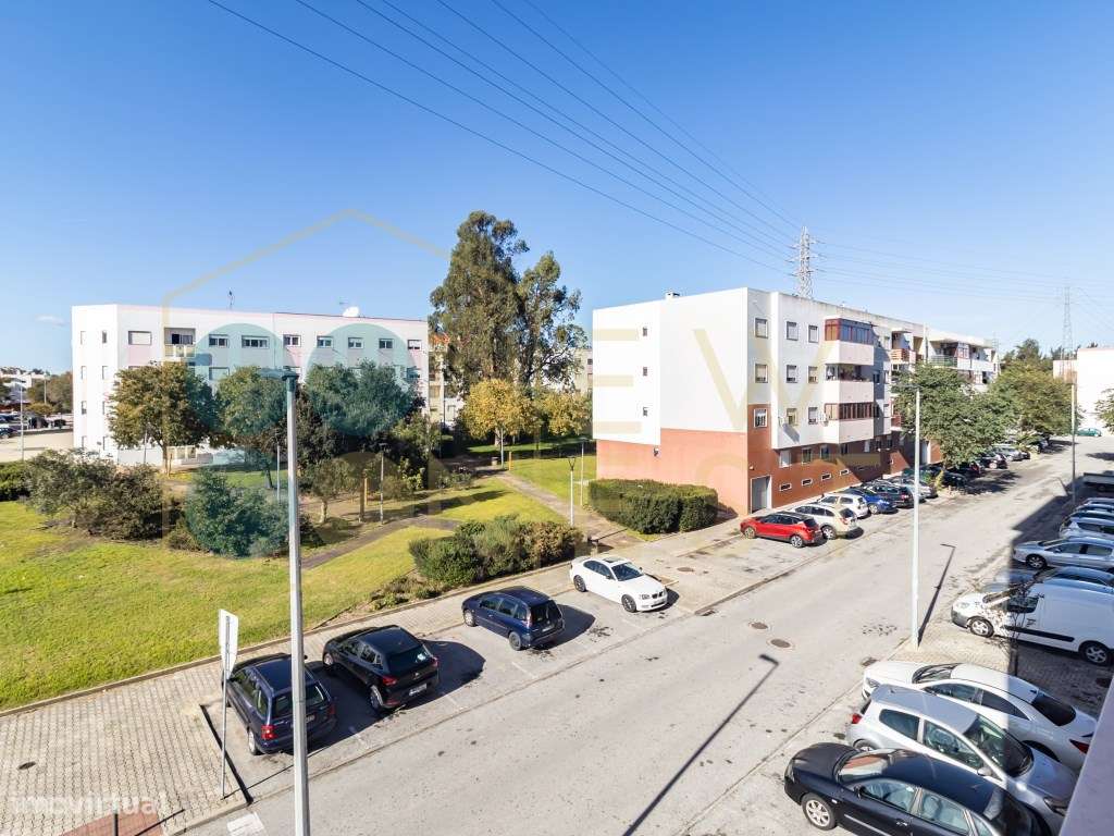 Apartamento T3 no Vale do Cobro com 128m²-38