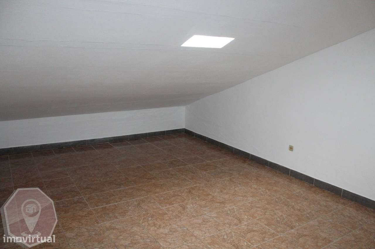 Apartamento T2 Vale de Cambra - para investidor - Grande imagem: 5/26