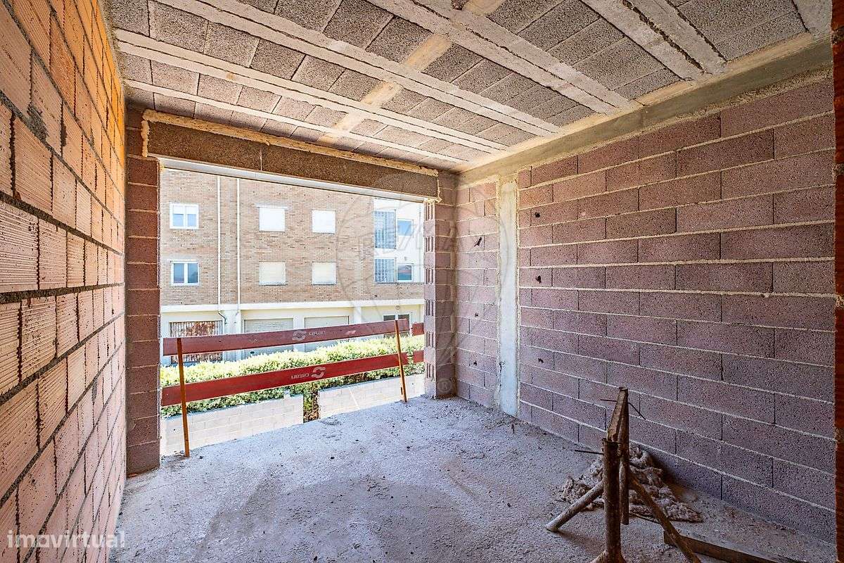 Moradia T4 para venda-15