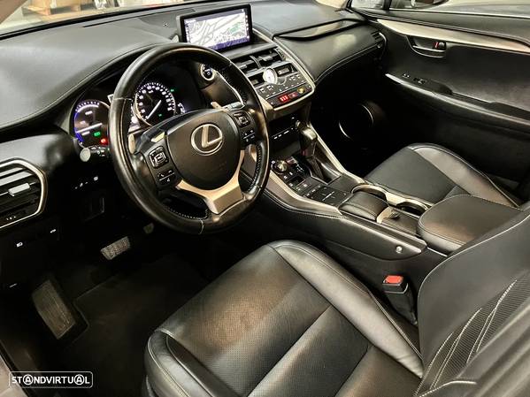 Lexus NX 300h Executive - 19