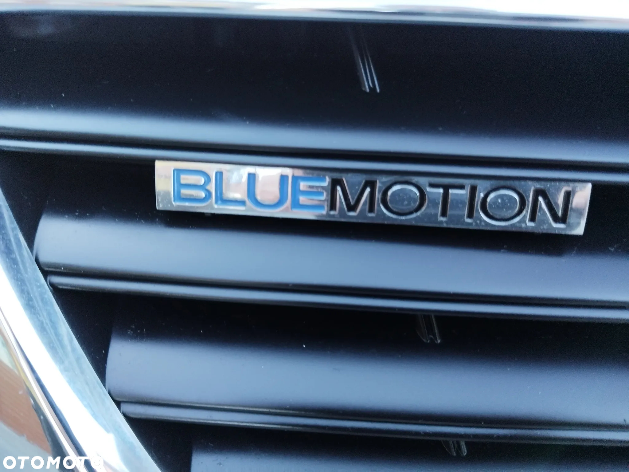 Volkswagen Passat 2.0 TDI DPF BlueMot Trendline - 18