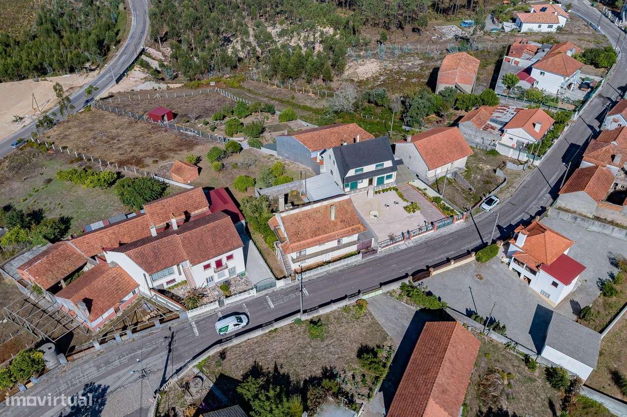 Moradia T5 em Memória – Colmeias-43