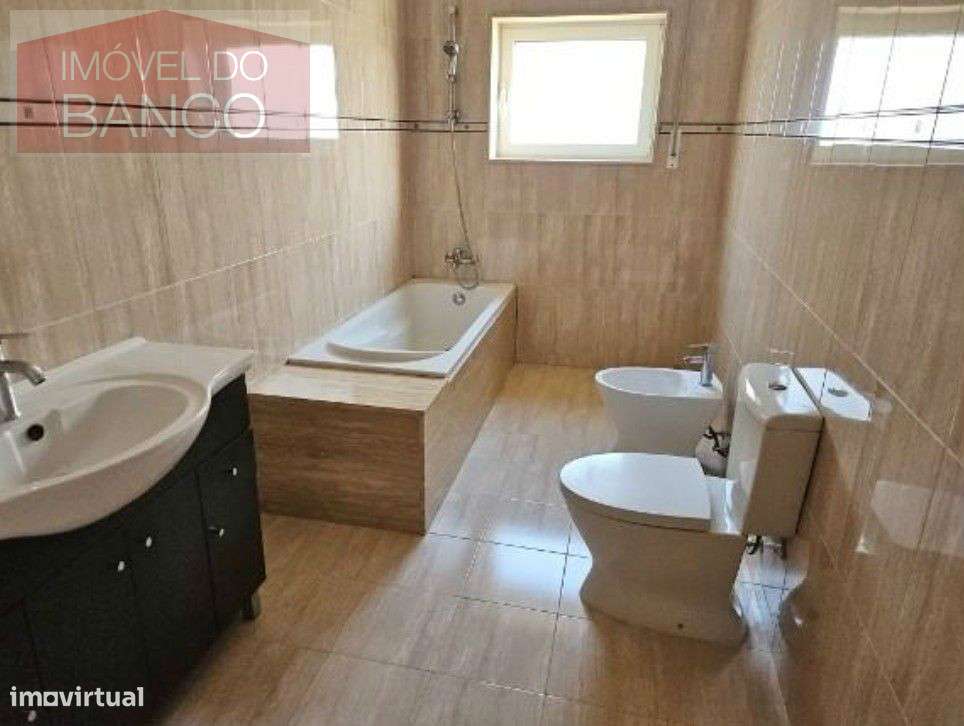 Moradia T3 Santo Tirso ( Sta Cristina do Couto ) Imóvel Banco - Grande imagem: 3/7