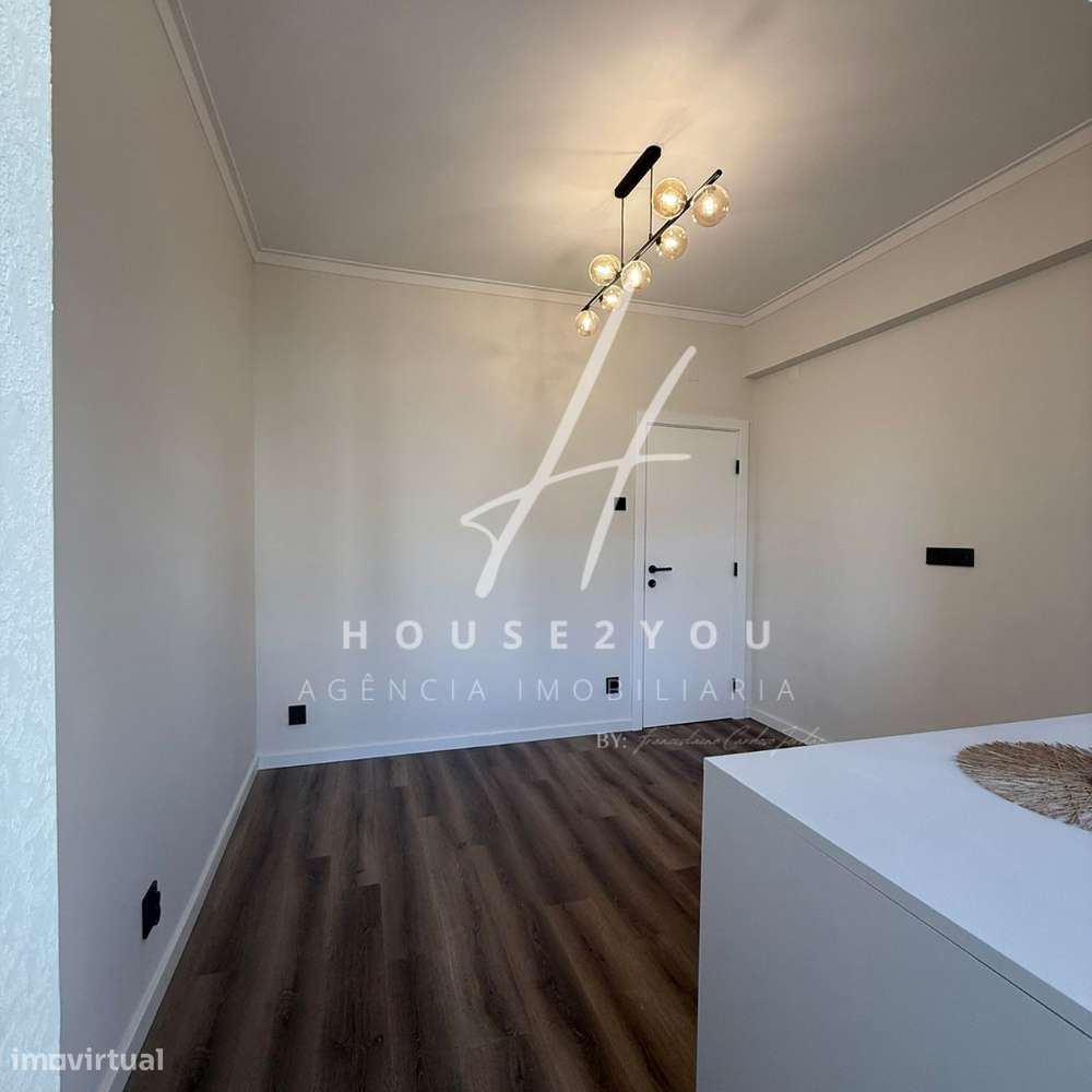 Apartamento T1 - Agualva-Cacém-23