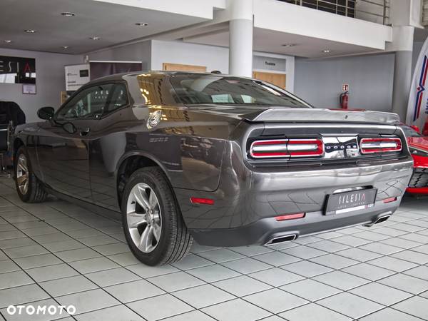 Dodge Challenger 3.6 SXT - 5