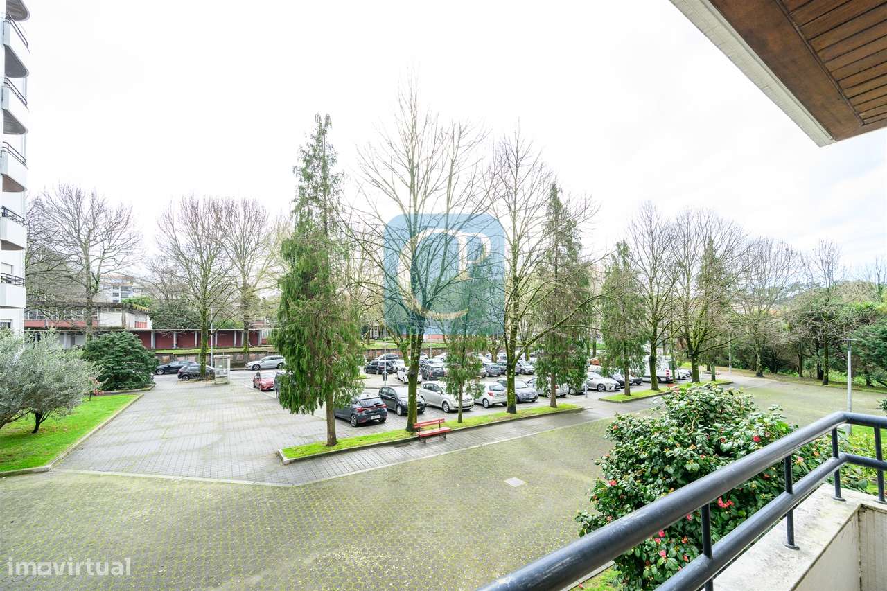 Apartamento T2 em Paranhos junto ao metro de Salgueiros - Grande imagem: 4/20