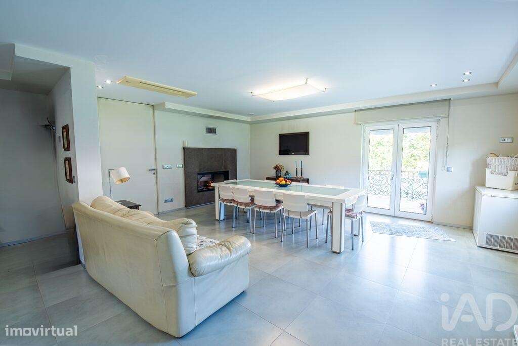 Casa / Villa T4 em Sá de 330,00 m2 - Grande imagem: 2/25