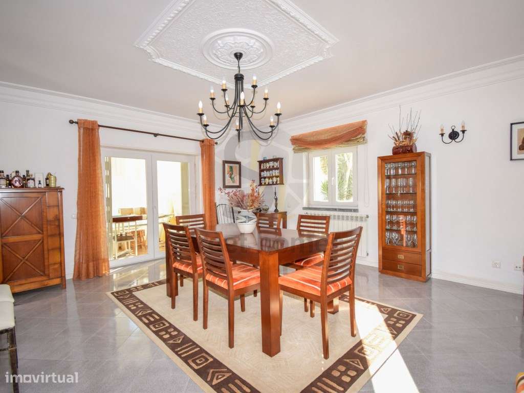 Moradia T6 com piscina na Quinta da Bicuda Cascais-7