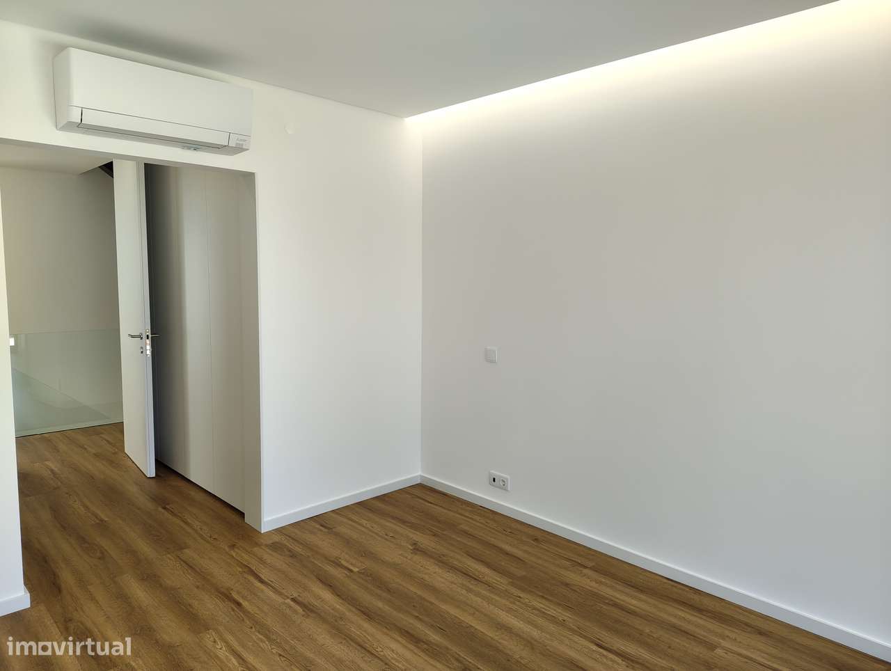 MORADIA de LUXO - PRONTA HABITAR - PRAIA SALGUEIROS - CANIDELO-26