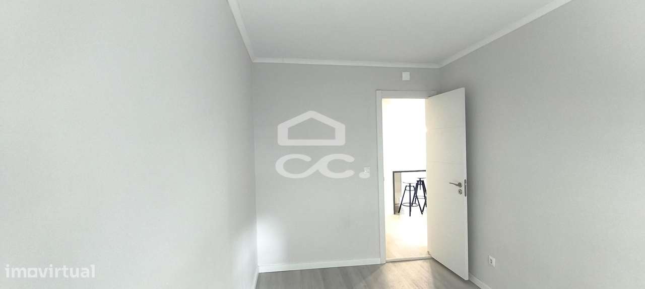 Apartamento T2 Benfica-3