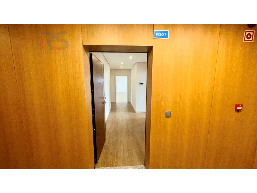 T4 último piso Boavista Porto-33