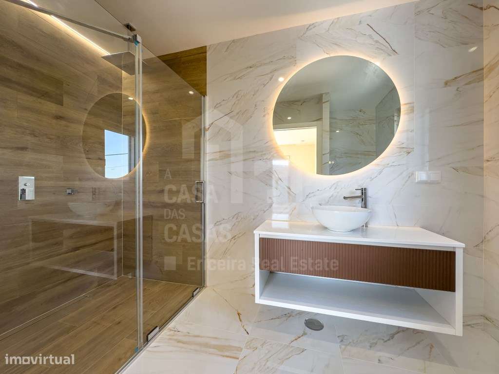 Vende Moradia T4 - Santa Cruz 5 km, A Casa das Casas - Grande imagem: 3/42