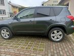 Toyota RAV4 - 3