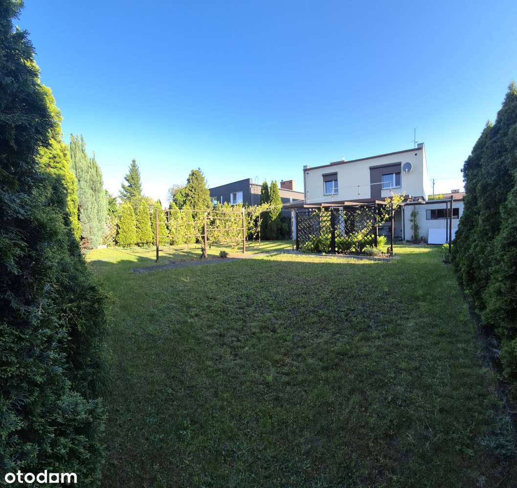 Wolnostojący dom z garażem – Os. Sokołowskie, cicha ulica - Pełny obrazek: 4/9