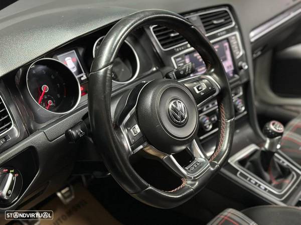 VW Golf 2.0 TSi GTi Performance - 6