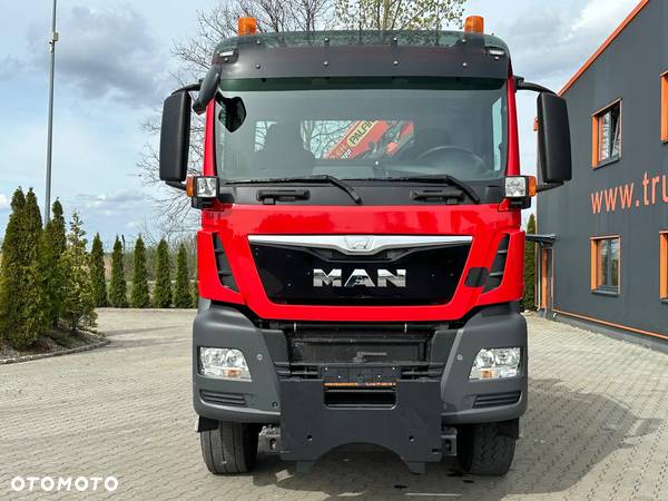 MAN TGS 18.320 4x4 EURO6 WYWROTKA TRÓJSTRONNA Z HDS I CZOŁOWNICĄ - 2