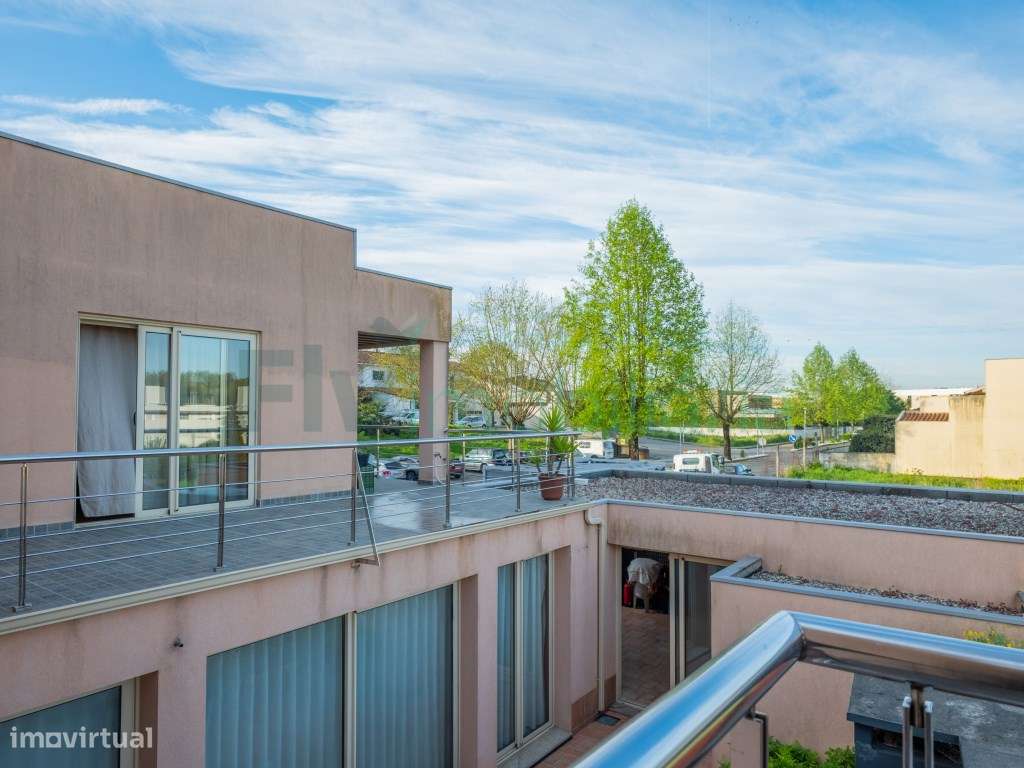 Moradia T3 em Fermentões com Piscina e Zona de Churrasqueira-36