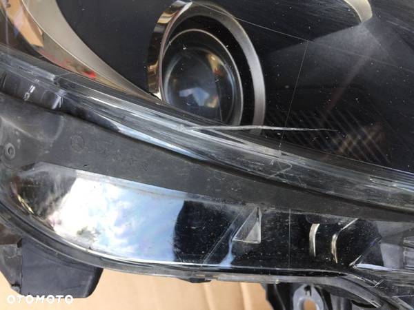 Lampa Mercedes B-Klasa W246 Bixenon LED A2468207261 - 3