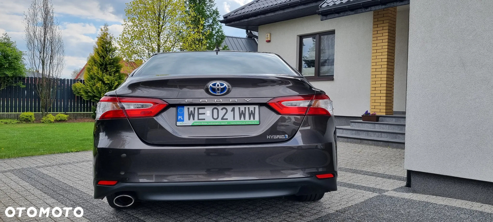 Toyota Camry 2.5 Hybrid Executive CVT - 6