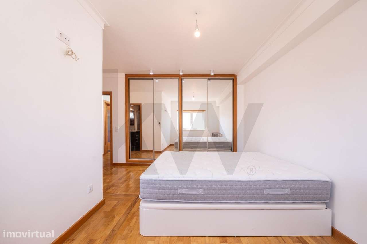 Apartamento T4  – Garagem e Churrasqueira - Alto dos Barreiros, Santa-18