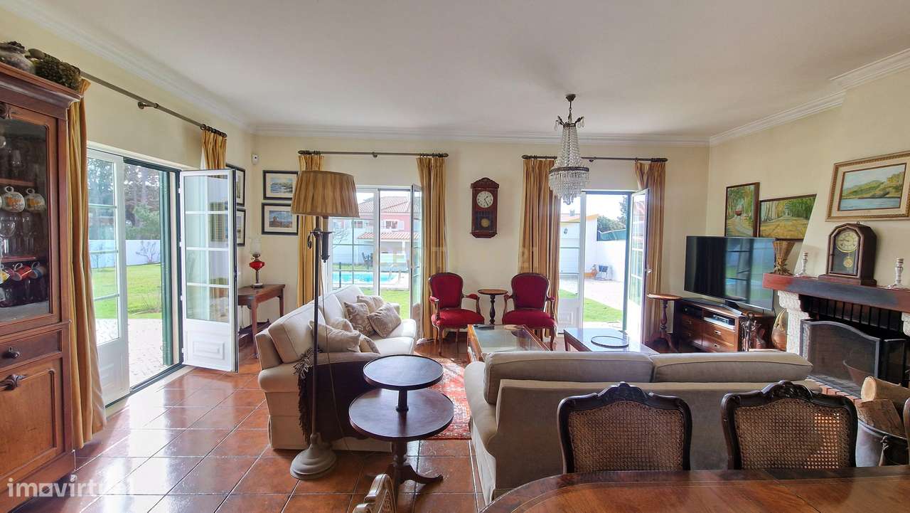 Moradia isolada T4 na Praia das Maçãs - Colares - Grande imagem: 5/47