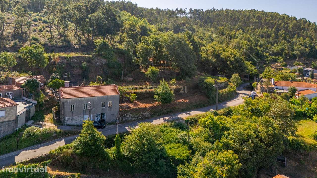 Moradia para Reabilitação com Terreno +1.000 m² | Vista sobre a Ria de-33