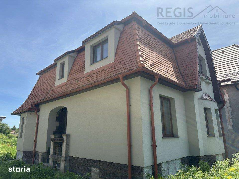 Vila splendida interbelica in inima Brasovului - Imagine principală: 2/10