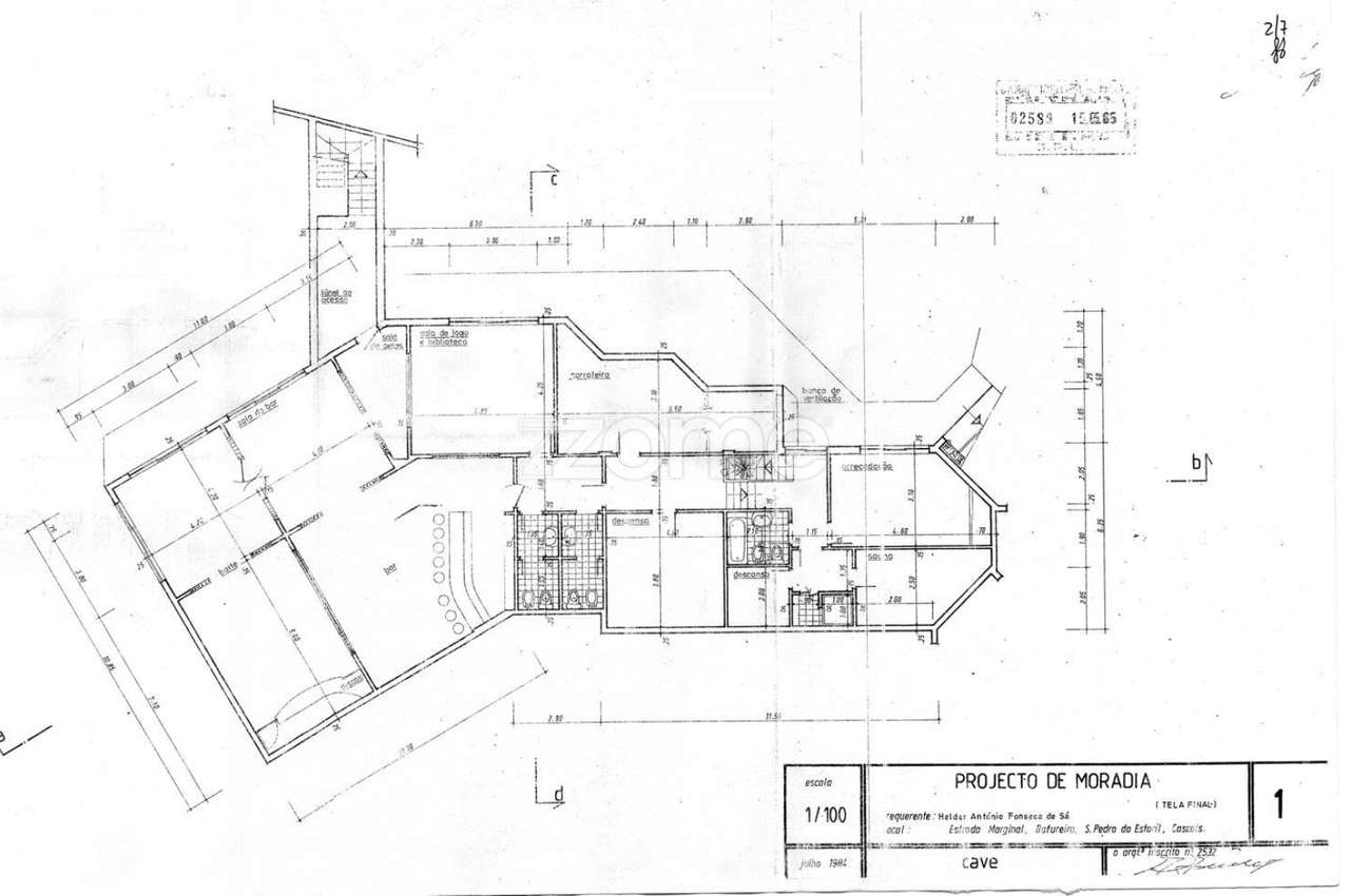 Moradia rara para Reabilitação – Vista Mar | São Pedro Estoril-36