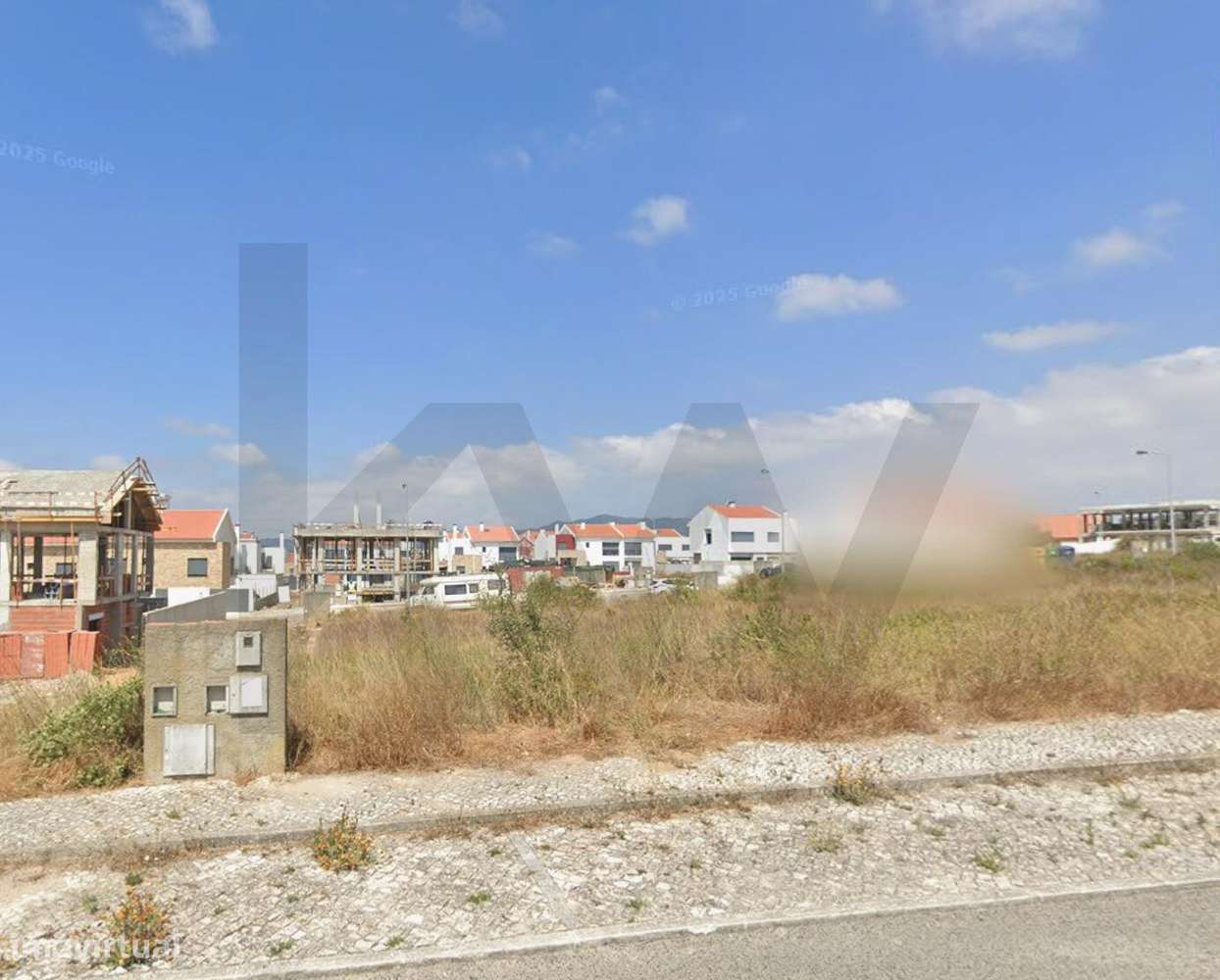 Terreno com Projecto aprovado para moradia T4 mais Escritório-9