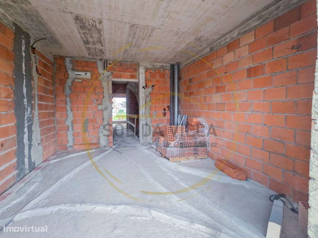 Moradia em banda T3 - Quinta do Conde, Sesimbra - 390.000€-10