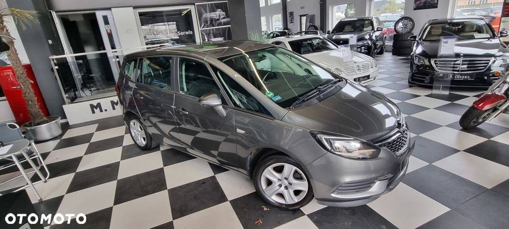 Opel Zafira - 2