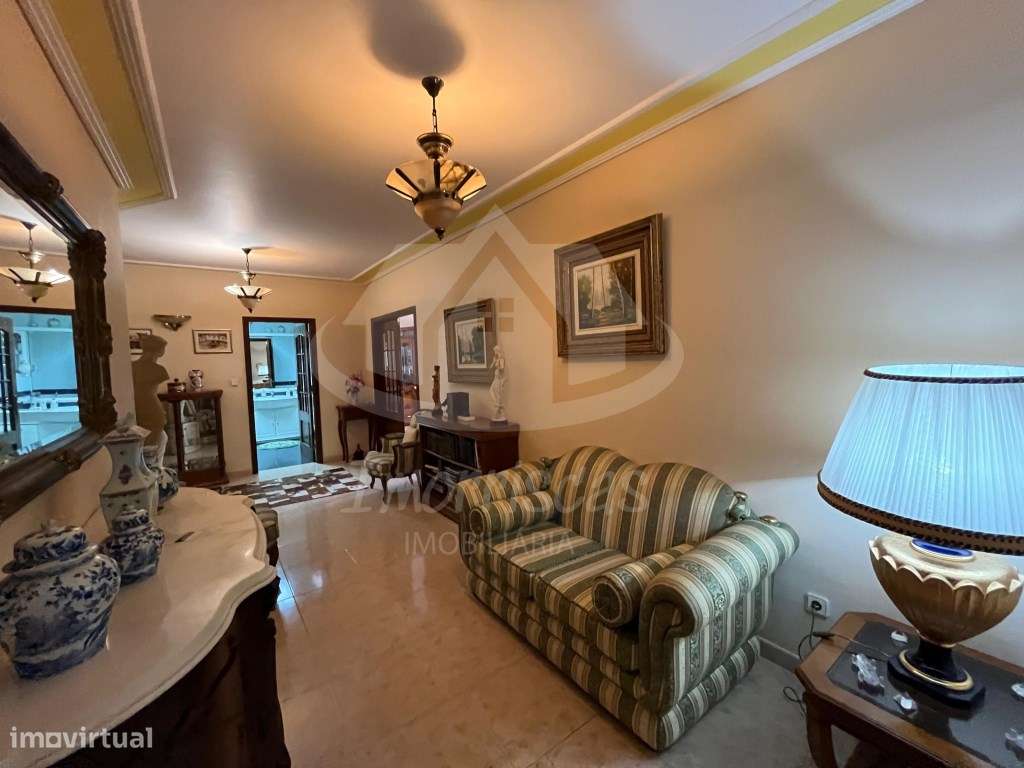 Apartamento T3 com box no Forte da Casa-8