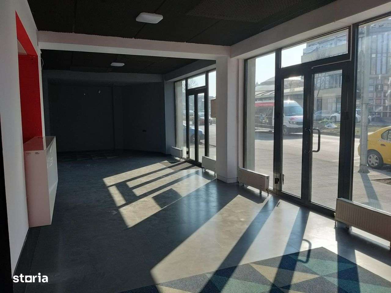 Bd. Mamaia -Univ. Ovidius -cladire de birouri / spatii comerciale-6