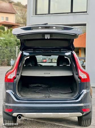 Volvo XC 60 D3 Momentum - 36